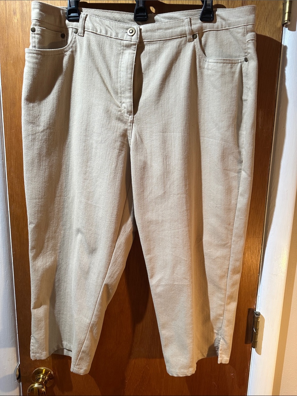 Ruby Rd. Sand Capri Pants